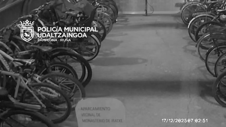 Dos menores detenidos en Pamplona por robar dos bicicletas eléctricas valoradas en más de 2.700 euros