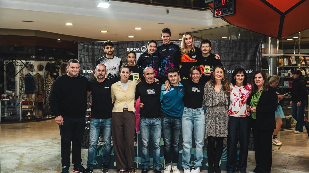 Los primeros clasifcados de las dos pruebas de la Vitoria Night Run