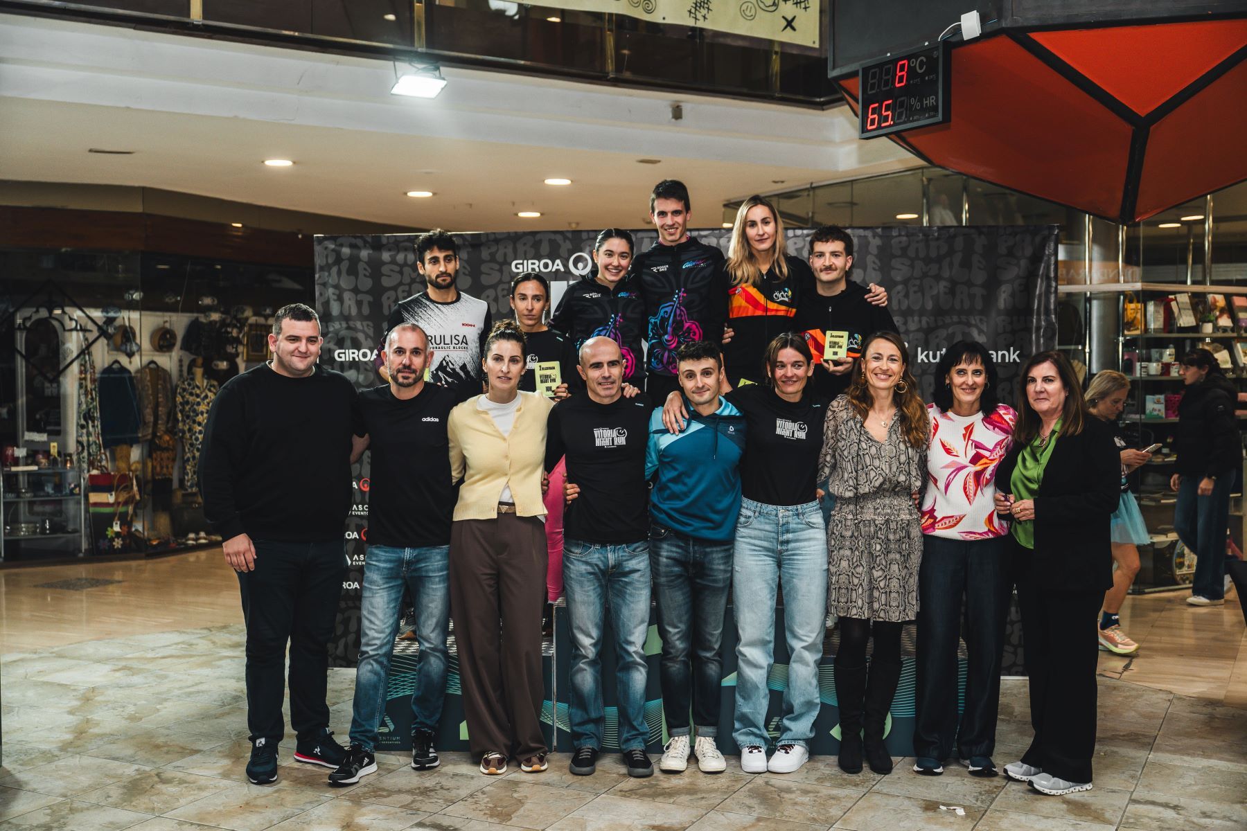 Las mejores imáganes de la Giroa Veolia Vitoria Night Run