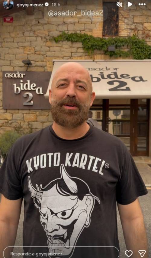 El humorista Goyo Jiménez al salir del asador
