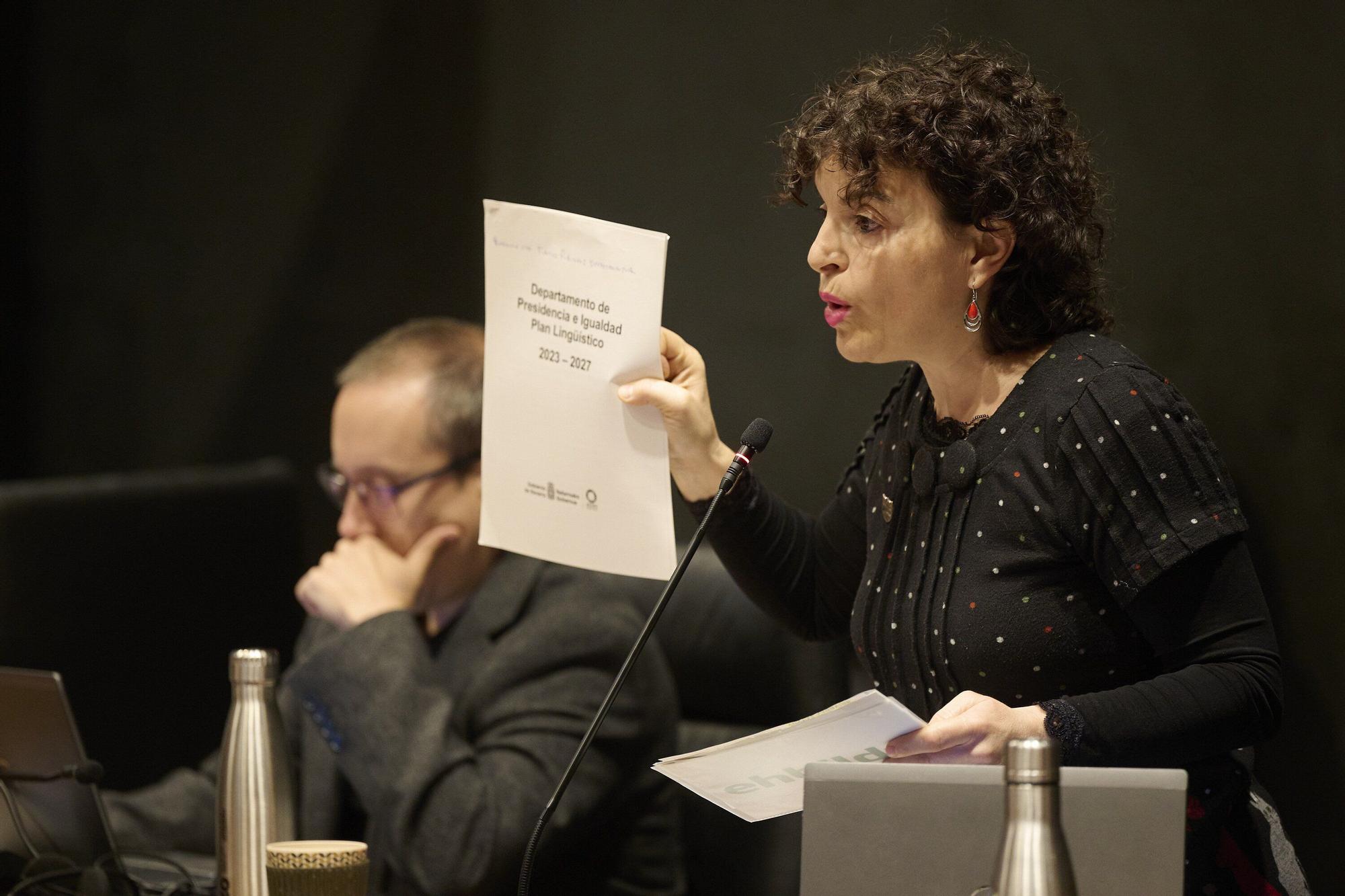 Fotos del pleno del Parlamento de Navarra de este 6 de noviembre
