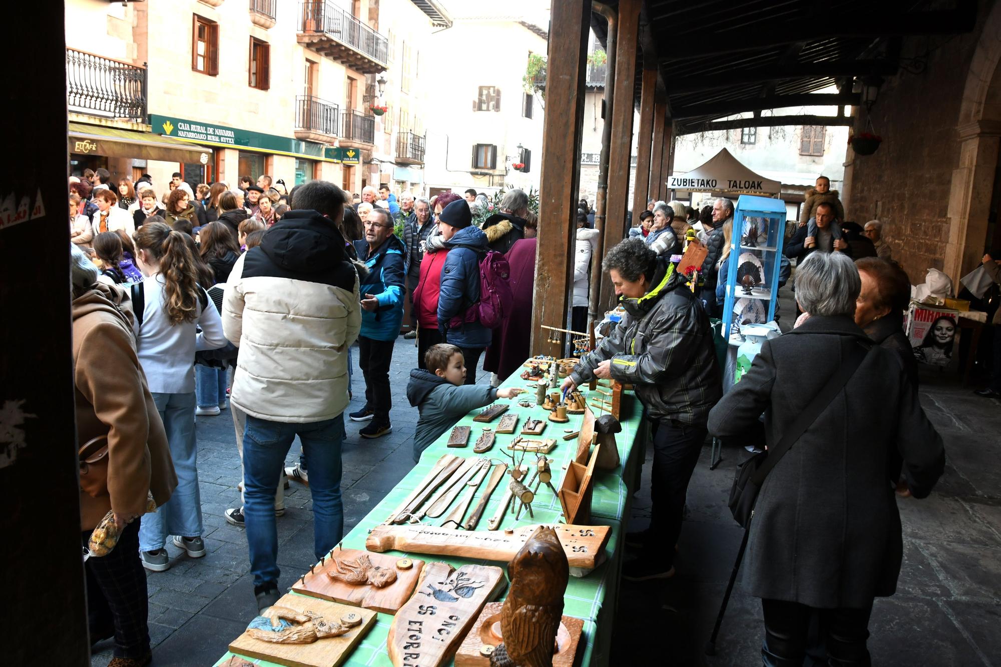 Dos ‘dedales de plata’ para los Ibarrola en Doneztebe