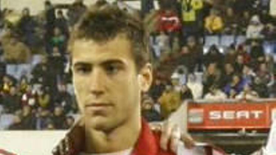 Borja Ekiza: &quot;Estoy reconvirtiendo a mis amigos al Athletic&quot;