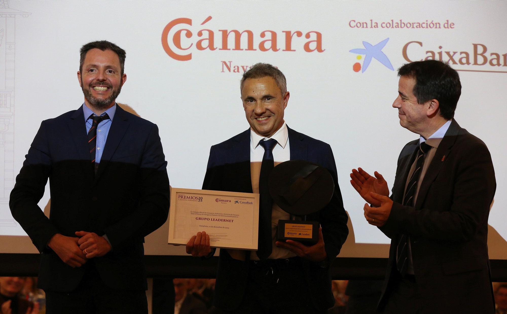 Fotos de la entrega de los Premios Cámara Navarra 2025