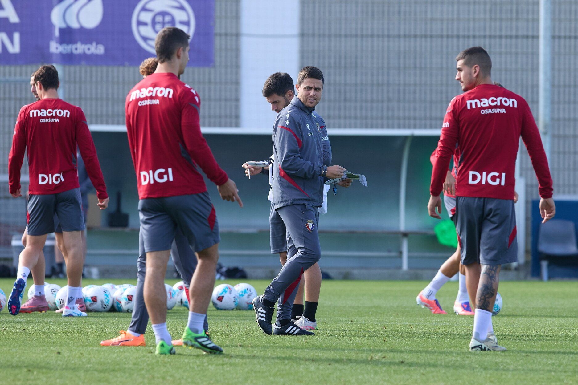 Fotos del entrenamiento de Osasuna (27/09/