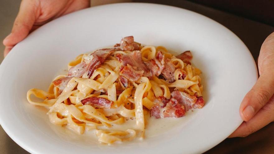 El sabor firme e intenso de la cecina en dos recetas infalibles