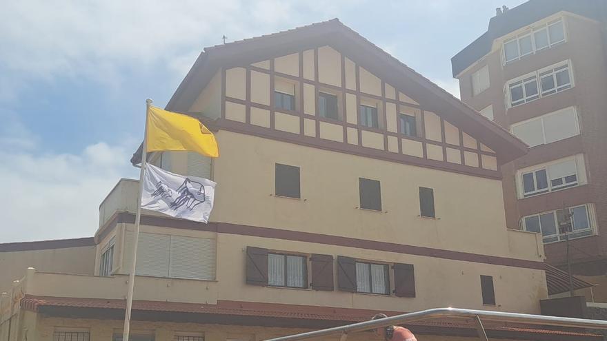 Cinco playas de Bizkaia, en alerta por la presencia de medusas