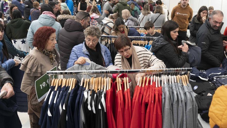 Los gasteiztarras arrasan en las primeras horas de la Feria de Stocks
