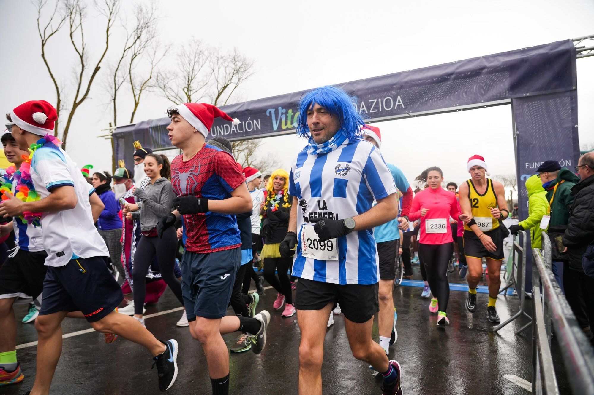 FOTOS La San Silvestre de Vitoria