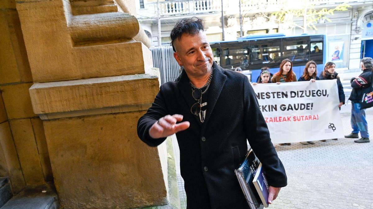 El profesor de Irun acusado por comportamientos inadecuados