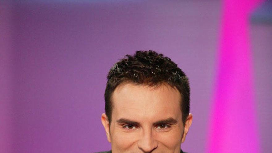 El presentador Luis Larrodera.