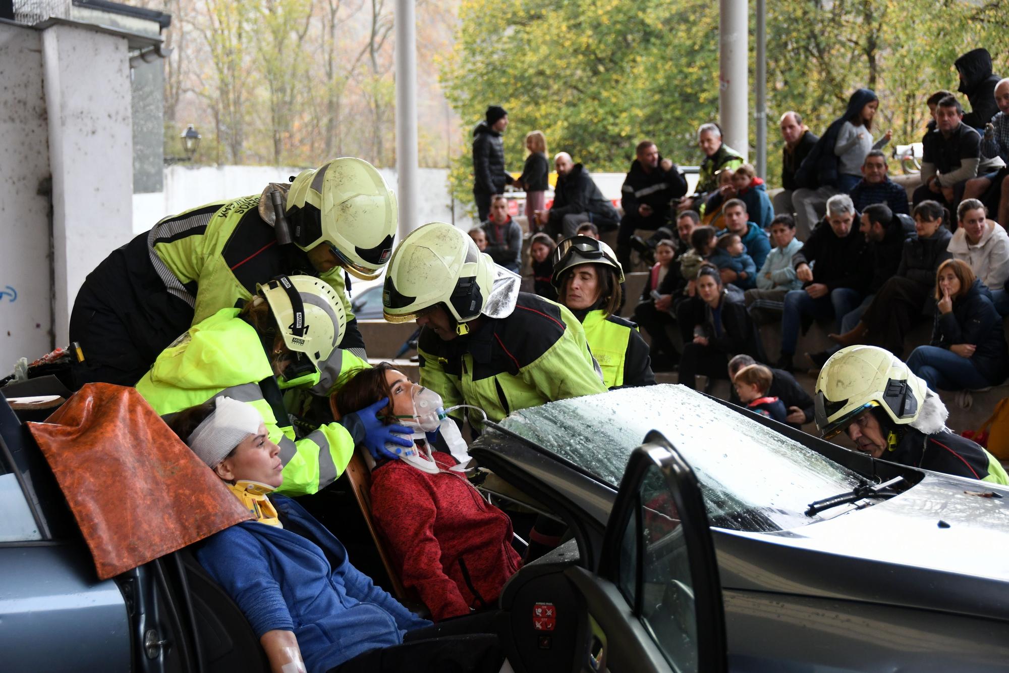 Las sirenas rompen el silencio de Elizondo