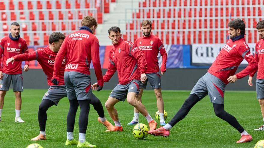 Fotos del entrenamiento de Osasuna previo al duelo ante el Alavés (19/12/2025)