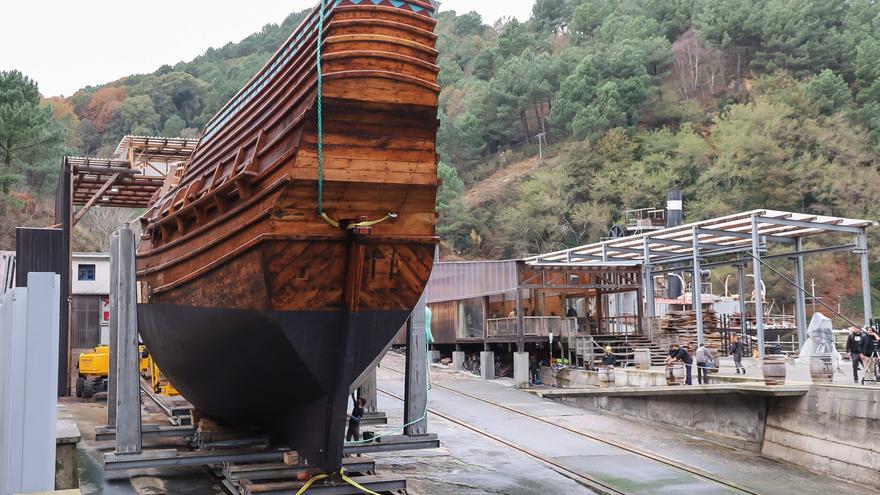 La botadura del ballenero San Juan, en directo