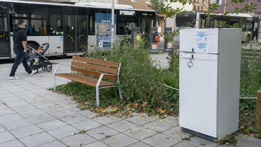 Goikolarra ya tiene su frigoteka para fomentar la lectura en este barrio de Vitoria