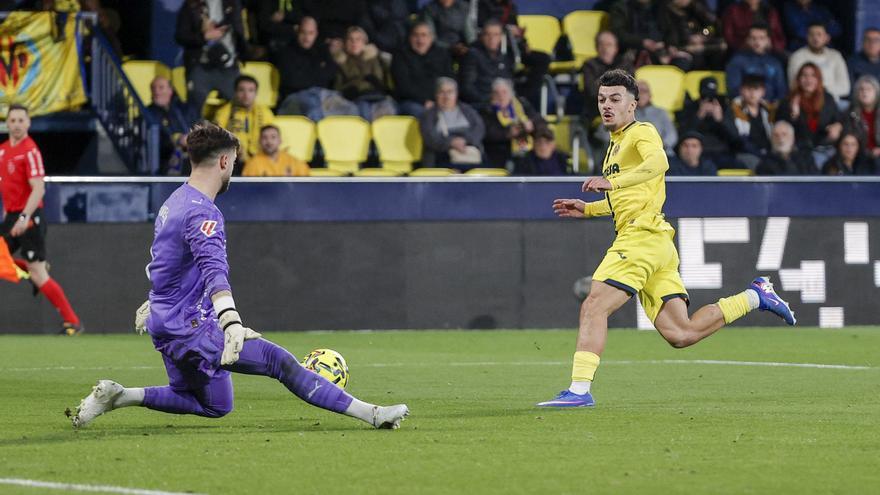 En imágenes: El Alavés pierde en el Estadio de La Cerámica