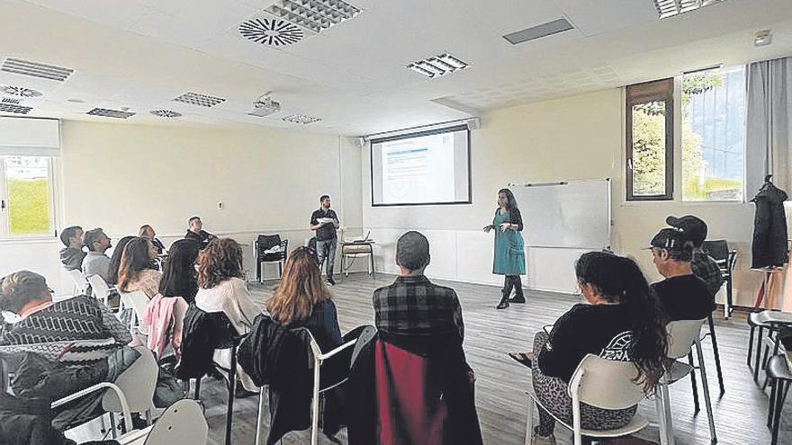 Sopela financia 32 proyectos de negocio con 56.000 euros