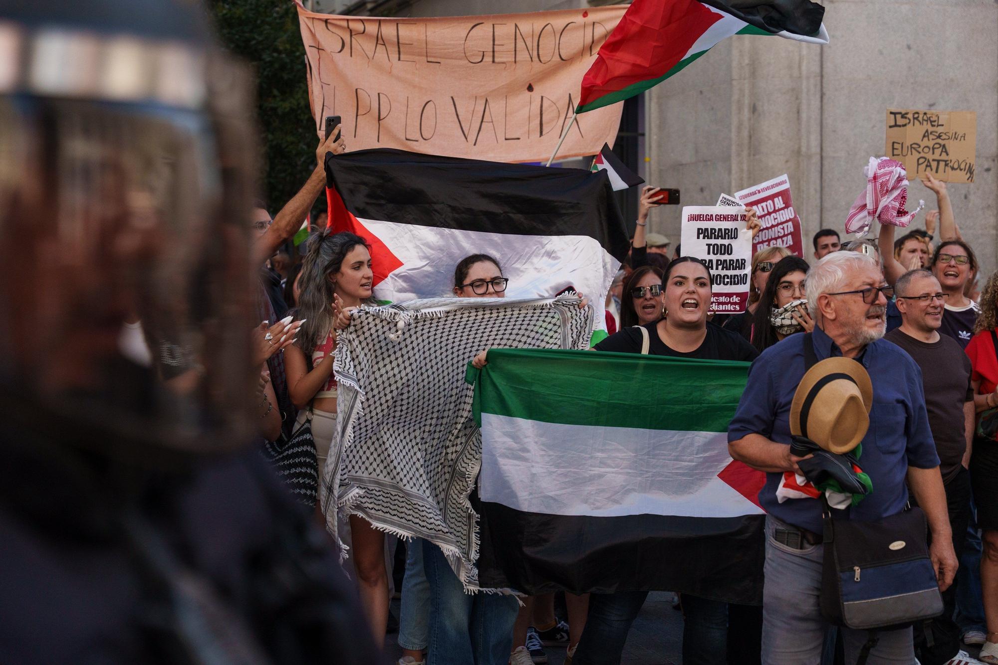Cargas policiales en Madrid contra los manifestantes propalestina