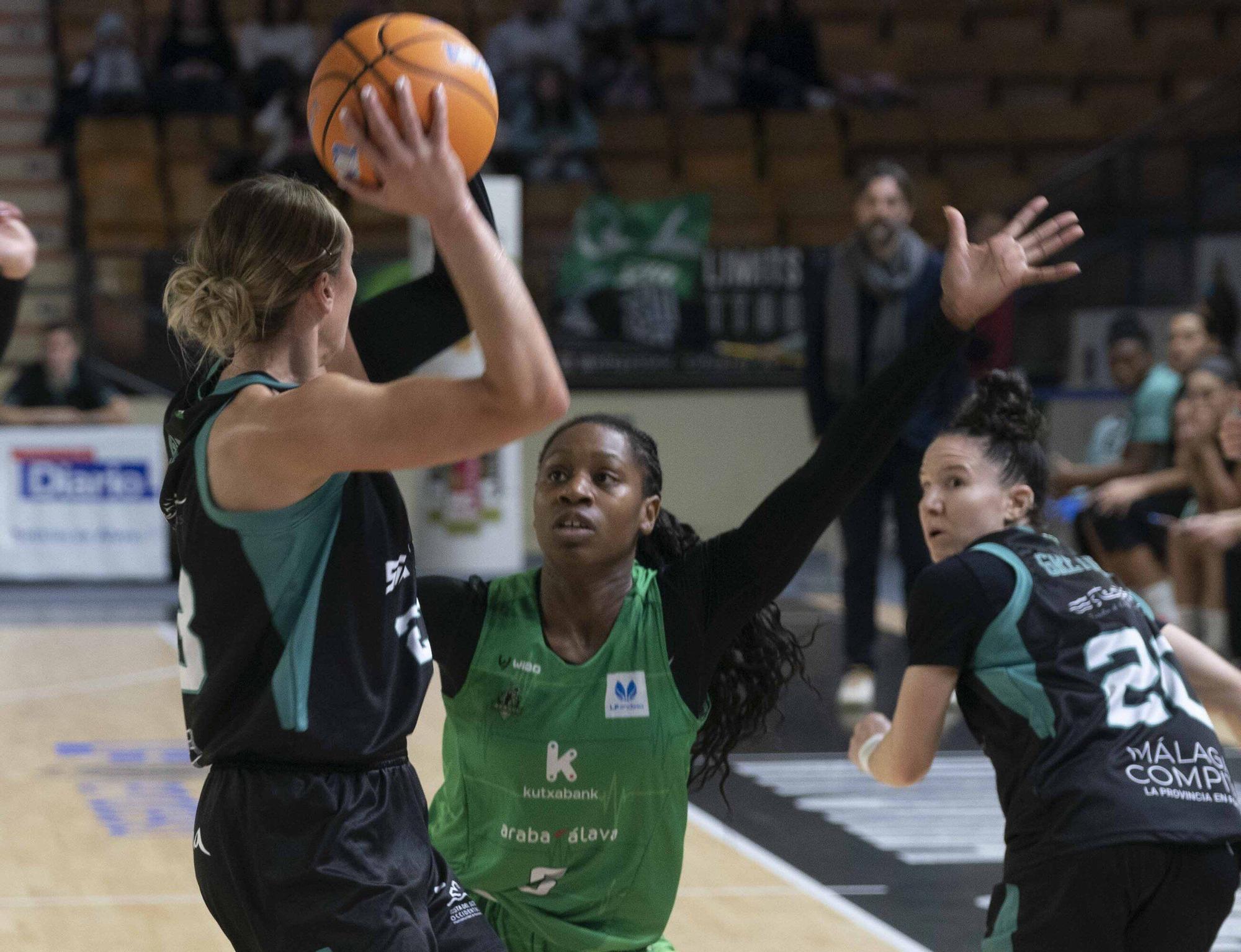 En imágenes: Derrota del Kutxabank Araski ante el Estepona