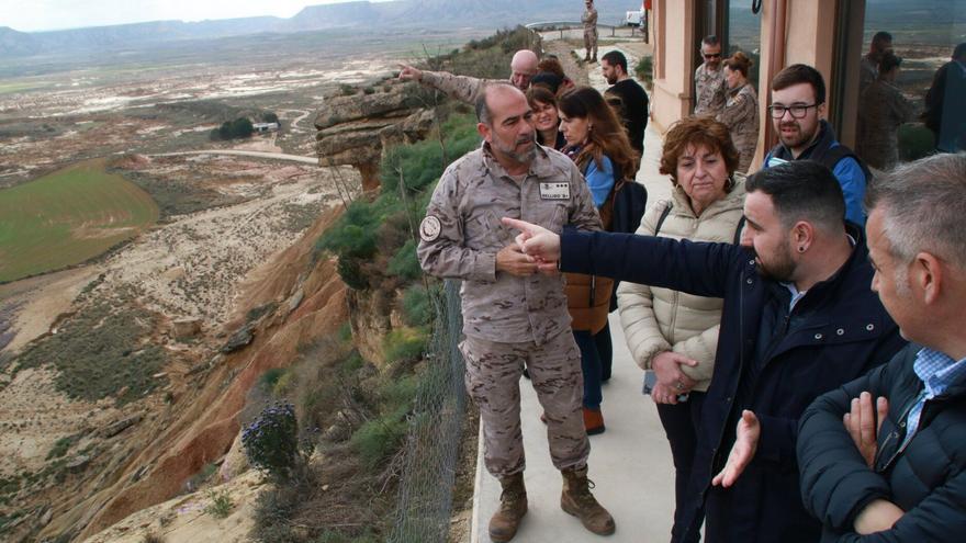 Cesan al coronel jefe del Polígono de Tiro de Bardenas, que fue condenado por violencia machista