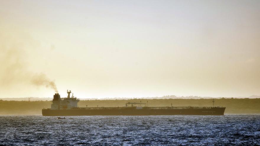 Cuba gana 12 días de oxígeno con la llegada del petróleo ruso