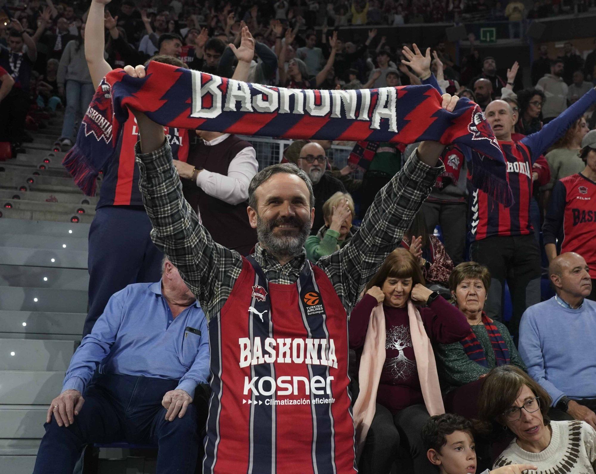 ¡Búscate en las fotos del Baskonia - Valencia!