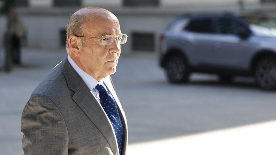 Pérez de los Cobos prorroga la amnesia de los testigos de 'Kitchen'