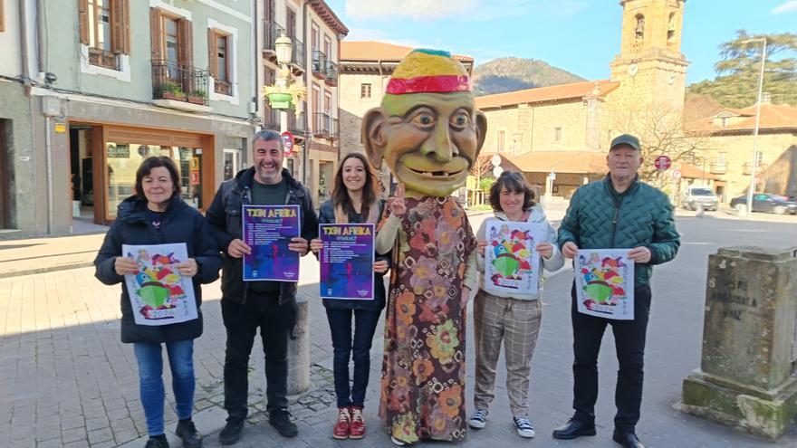 El Carnaval se enciende este sábado con Txin Afrika y una coreografía que es 'la bomba'