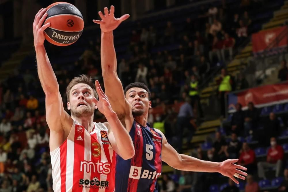 Imágenes del duelo entre Estrella Roja y Baskonia