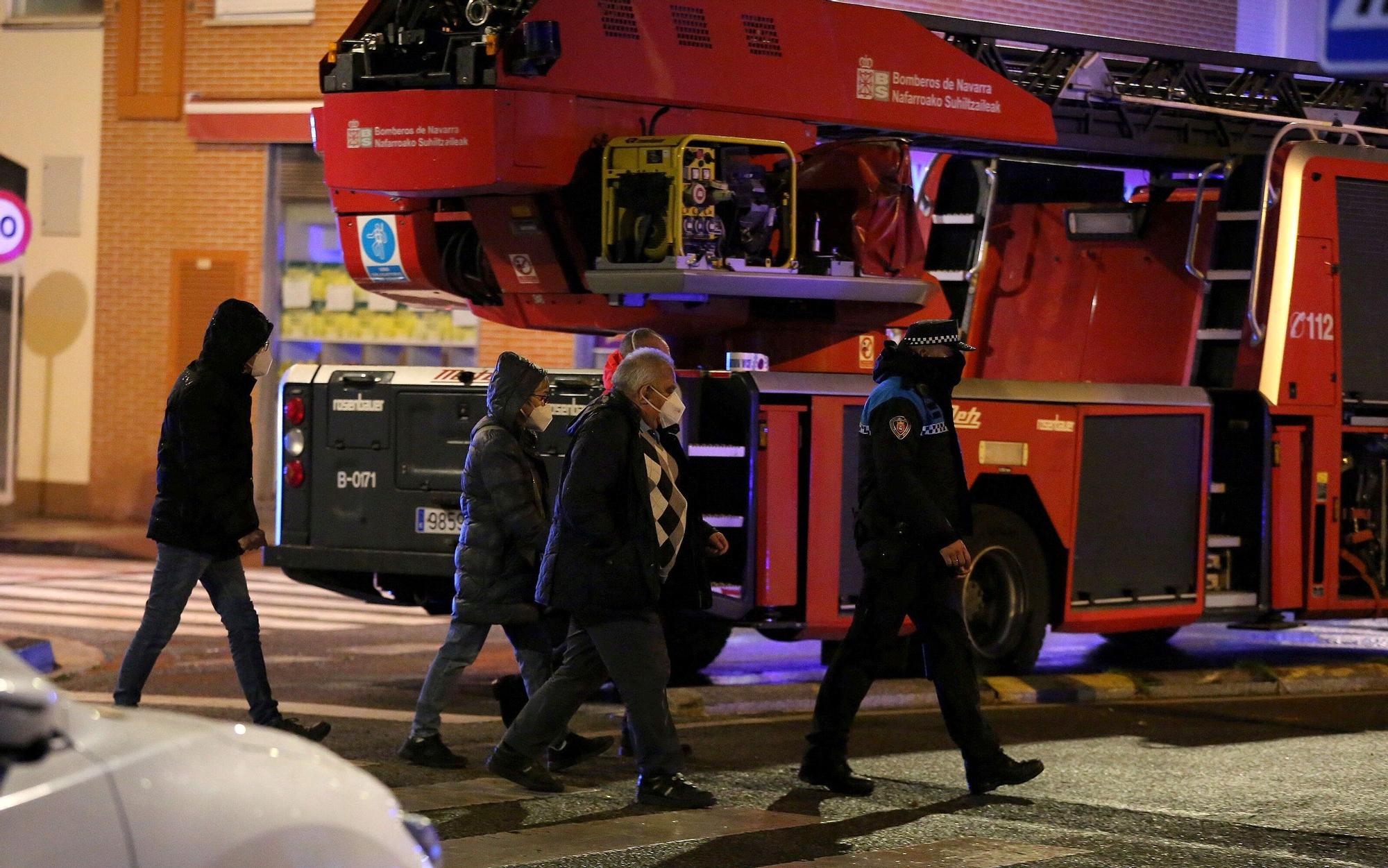 Fotos del incendio de un bazar en la Rochapea