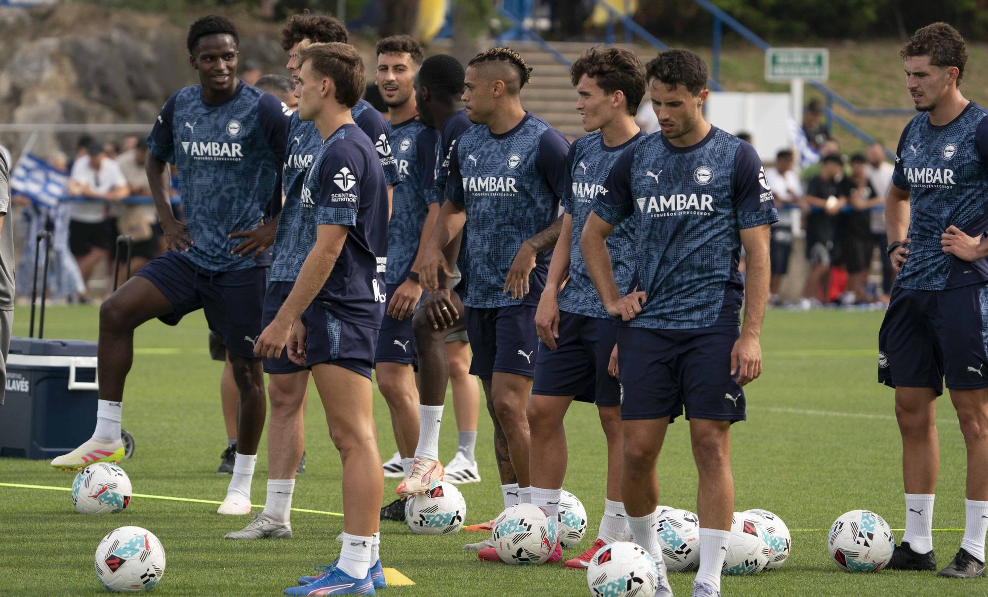 En imágenes: Una afición entregada al Alavés