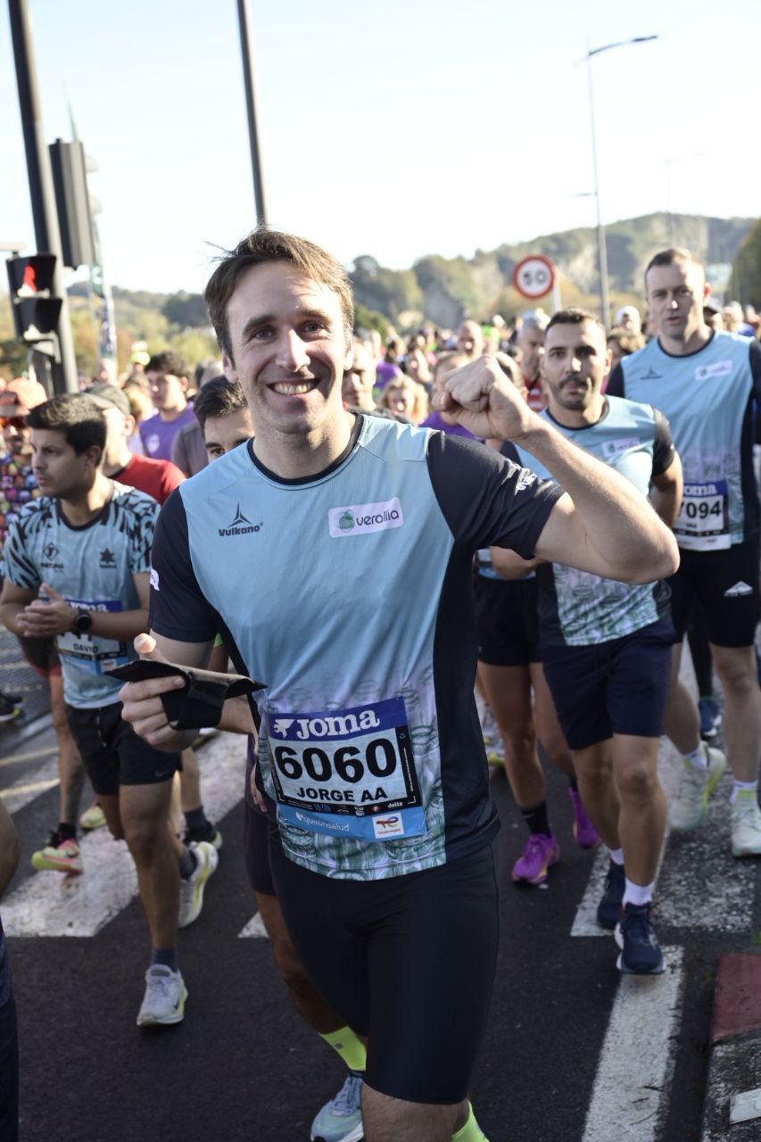 Ilusión y concentración en la salida de la Behobia-San Sebastián