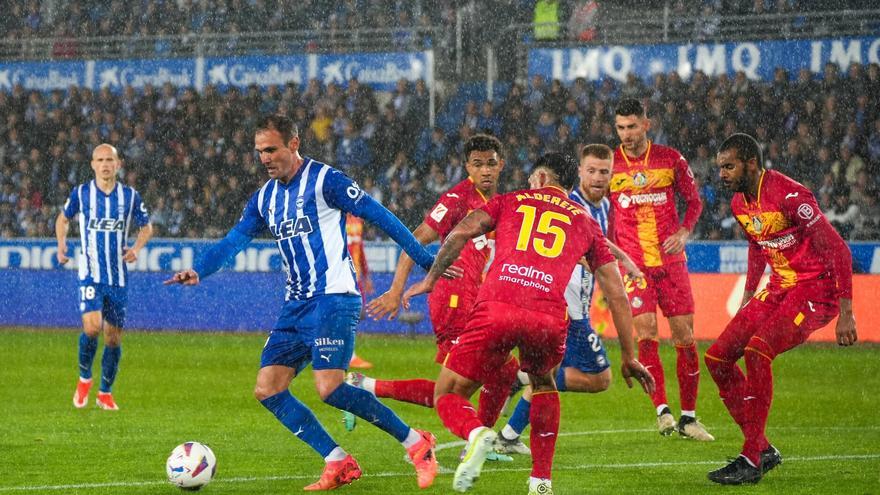 El 1x1 del Alavés contra el Getafe: la lesión de Kike García, única nota negativa