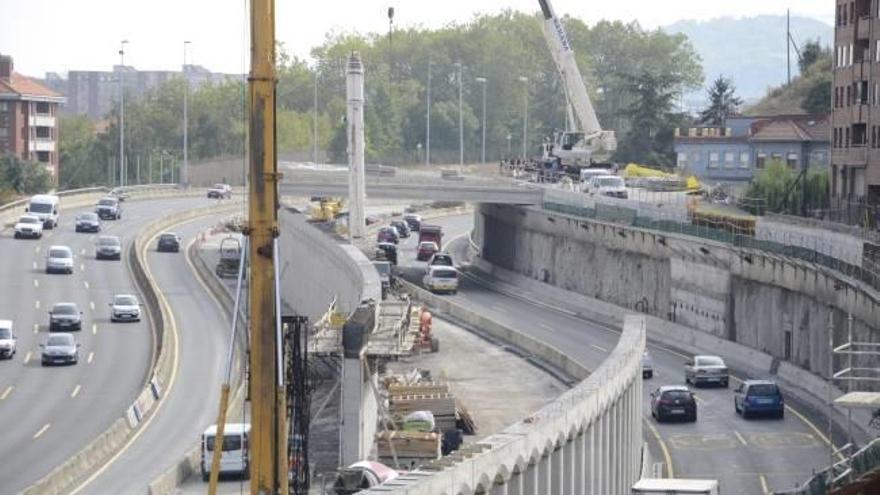 Basurto coloca la tapa a la autopista