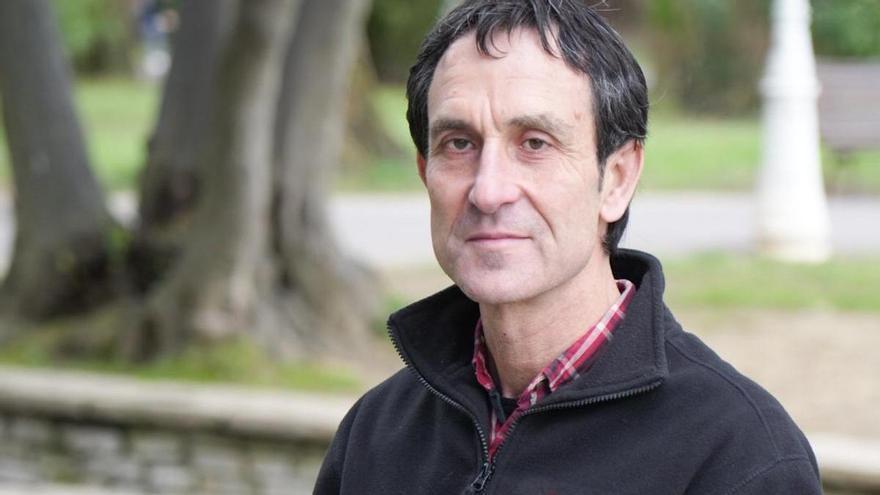 Xabier Arana, jefe del patrimonio natural de la Diputación: "Los eventos meteorológicos extremos provocan la muerte de los pollos"