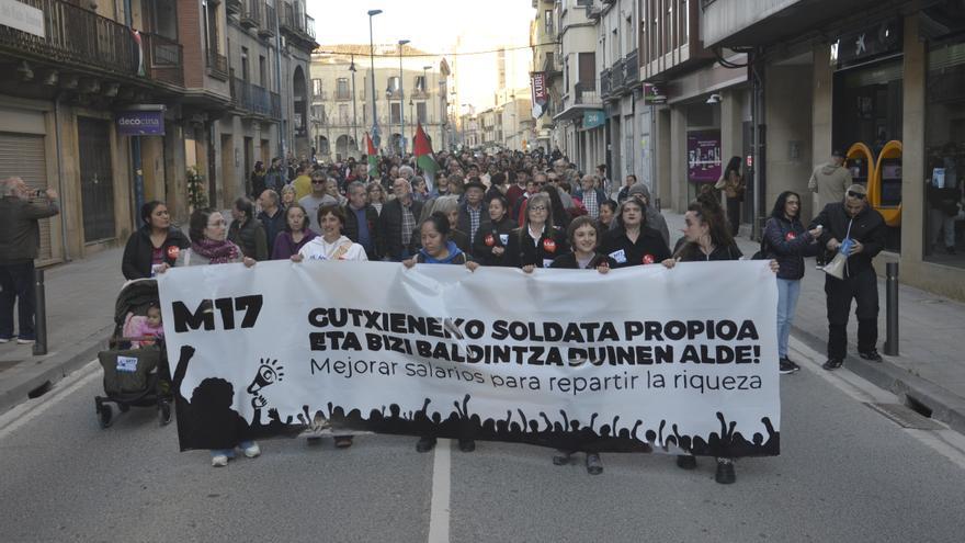 Notable participación en la manifestación de la tarde en Tafalla