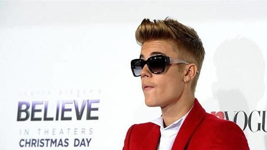 Bieber amaga con retirarse e incendia las redes sociales