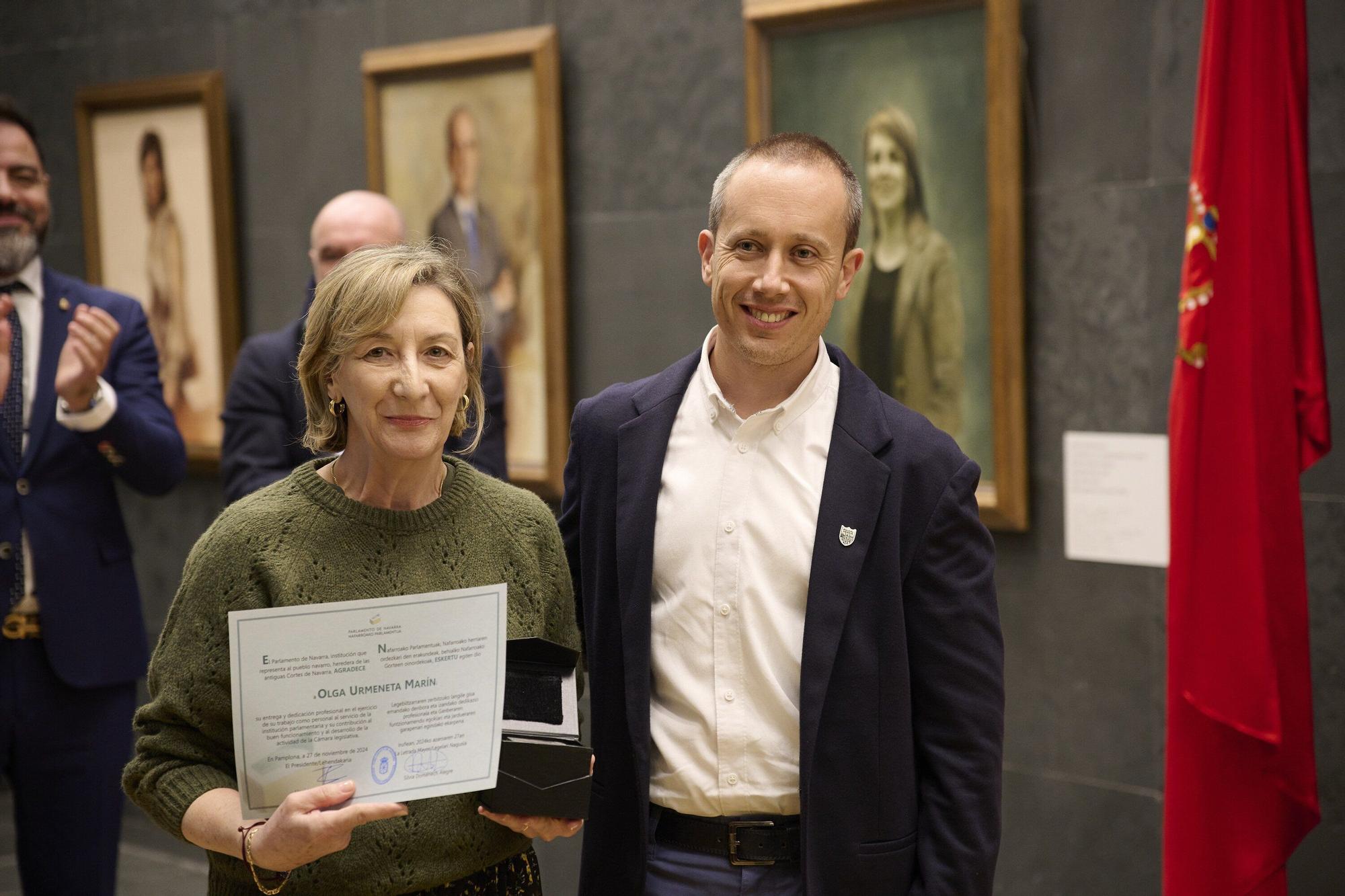 Homenaje a los funcionarios jubilados del Parlamento de Navarra