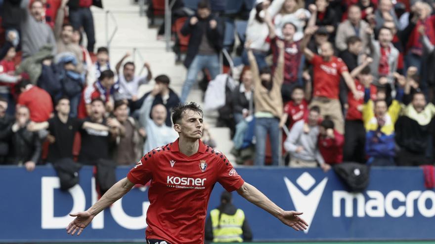 Osasuna se salva en un final de locura (2-2)