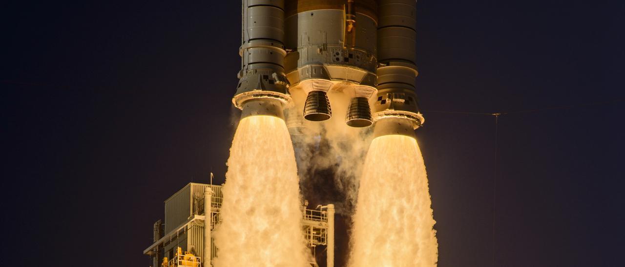 La misión Artemis II abandona la órbita terrestre y se dirige a la Luna