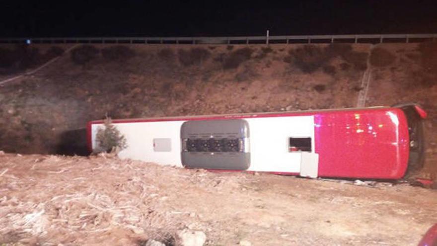El autobús accidentado en Lerma (Burgos).