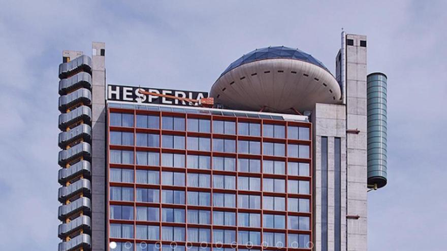 Herido crítico un niño de cinco años al caer por accidente desde una planta de un hotel de Barcelona