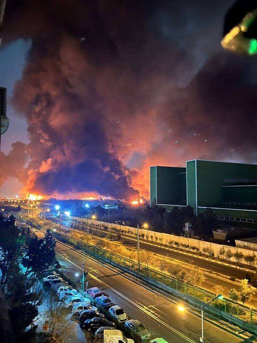 Incendio en el aeropuerto de Mehrabad.