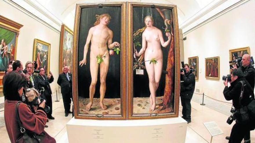 La obra &quot;Adán y Eva&quot; de Durero estuvo expuesta en el Museo del Prado a finales del año pasado.