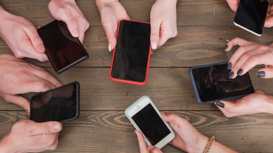 Getxo implica al comercio para retrasar la edad del primer móvil