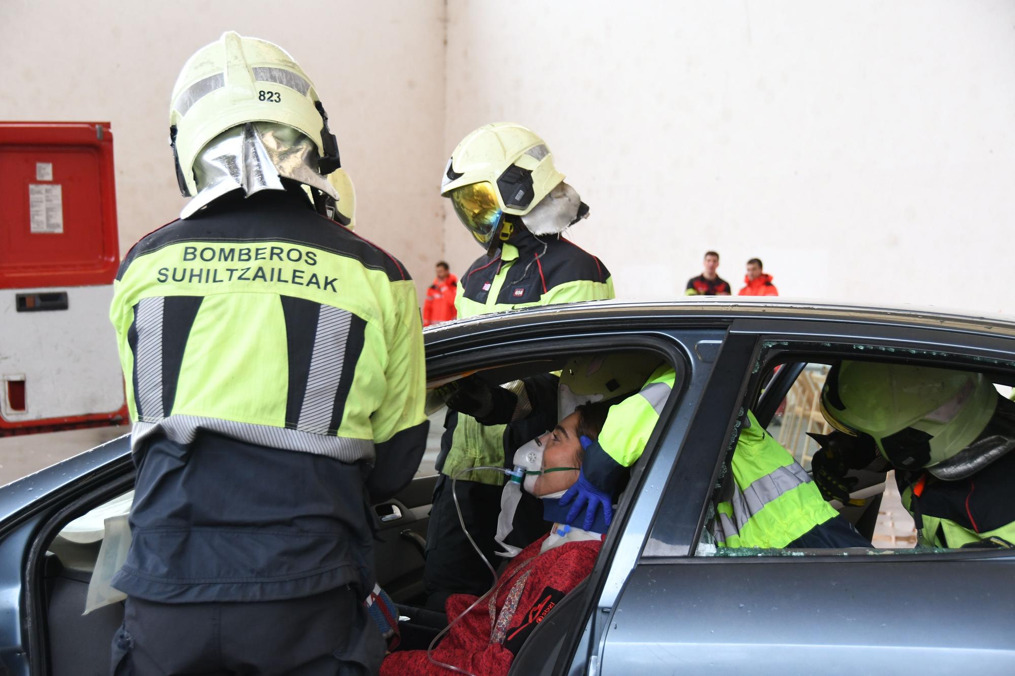 Las sirenas rompen el silencio de Elizondo