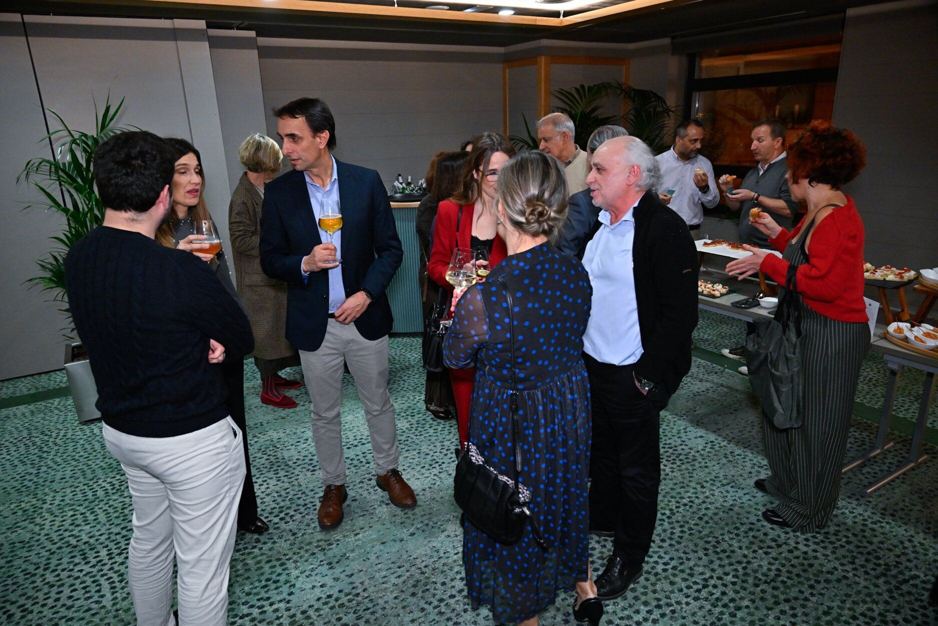 Brindis de Navidad del mundo publicitario