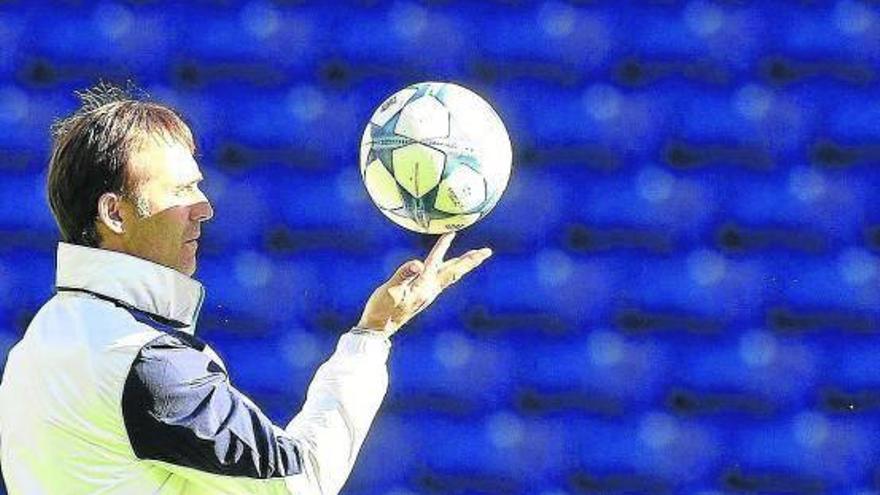 Julen Lopetegui, en el estadio Dragao.