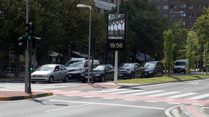 Pamplona estrena sus nuevos dispositivos de reloj-temperatura