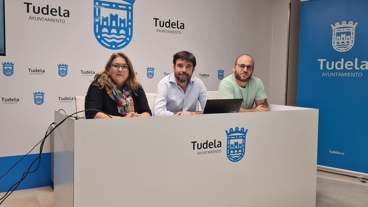 Olga Risueño, Eneko Larrarte y Alberto Lajusticia, concejales de Contigo Tudela.